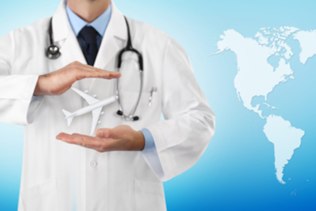 海外の医療費が高額！国民健康保険の申請と海外旅行保険のメリット